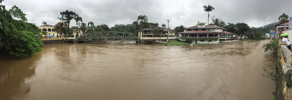 Imagem do Rio Nhundiaquara, em Morretes | Oswaldo Eustáquio/Correspondente