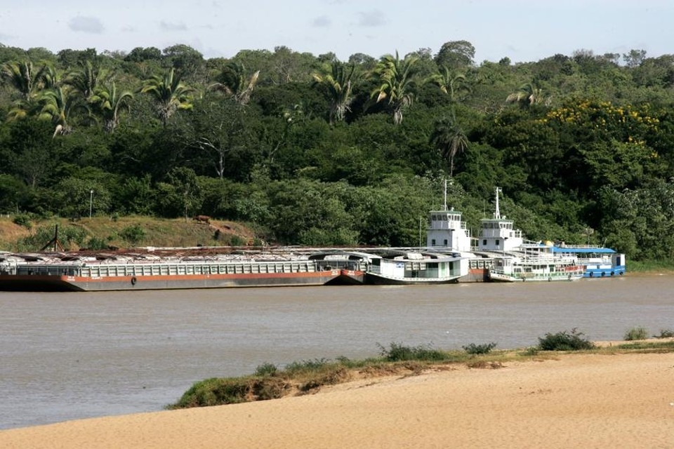 A hidrovia tem 2,4 mil quilômetros de extensão e é uma importante rota para o escoamento de grãos dos estados de São Paulo, Mato Grosso Sul, Goiás, Paraná e Minas Gerais. | /