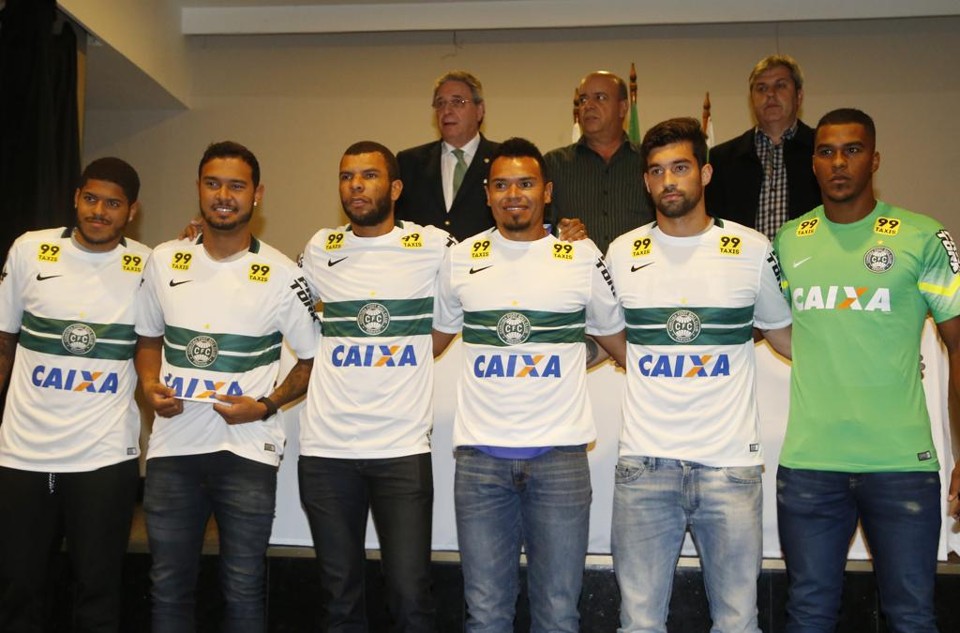 Leandro, Vinícius, Amaral, Ceará, Fábio Braga e Elisson, os reforços do Coritiba para a temporada. | Henry Milleo/Gazeta