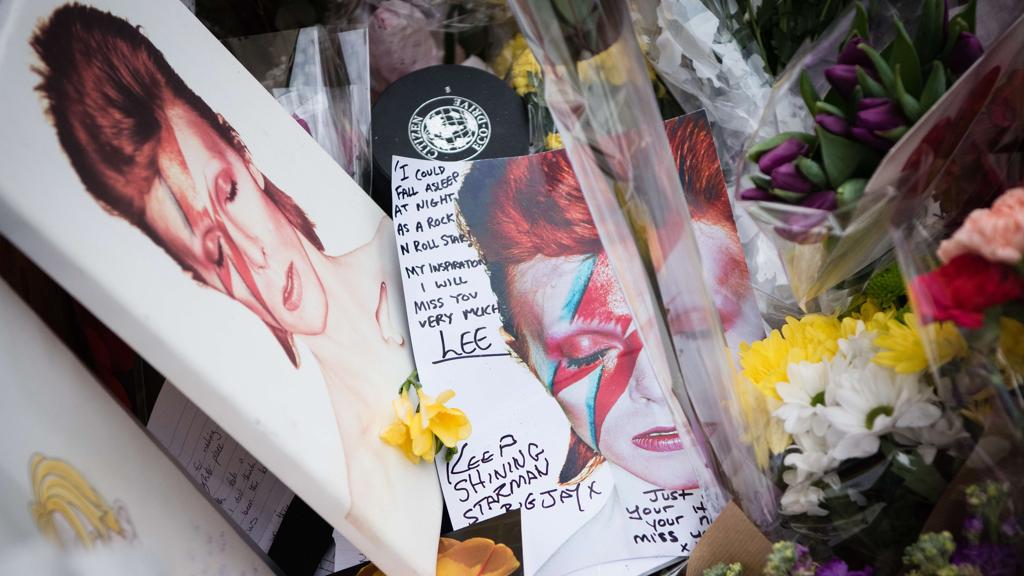 Homenagens a David Bowie em Brixton, no sul de Londres | Leon Neal/AFP