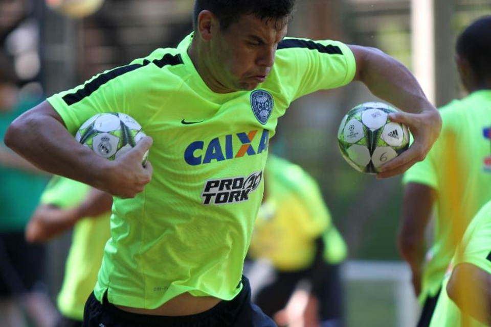 Coritiba fará treinos de pré-temporada até março. | Eduardo Luiz Klisiewicz/Gazeta do Povo
