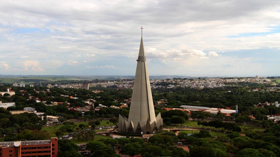 Maringá tem 117 vagas abertas em concurso. | Daniel Castellano/Gazeta do Povo