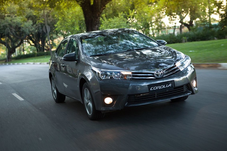 Toyota Altis, topo de linha do sedã, teve acréscimo de quase R$ 2 mil neste ano. | Divulgação/Toyota