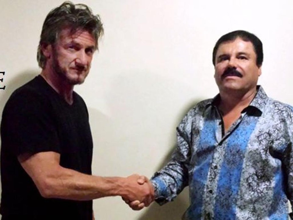 A revista Rolling Stone publicou no sábado (9) detalhes do encontro, com direito a uma fotografia de 2 de outubro que mostra Penn apertando a mão do líder do cartel de Sinaloa. | Reprodução Rolling Stone