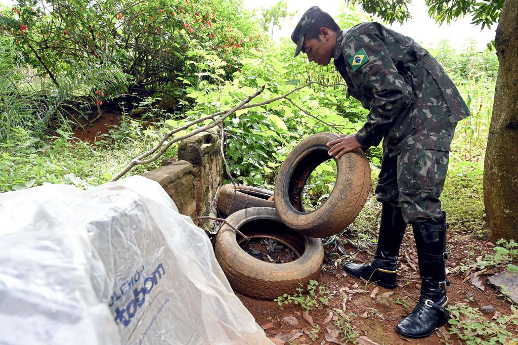 Mutirão contra o Aedes aegypti no Brasil inclui as Forças Armadas | EVARISTO SA/AFP