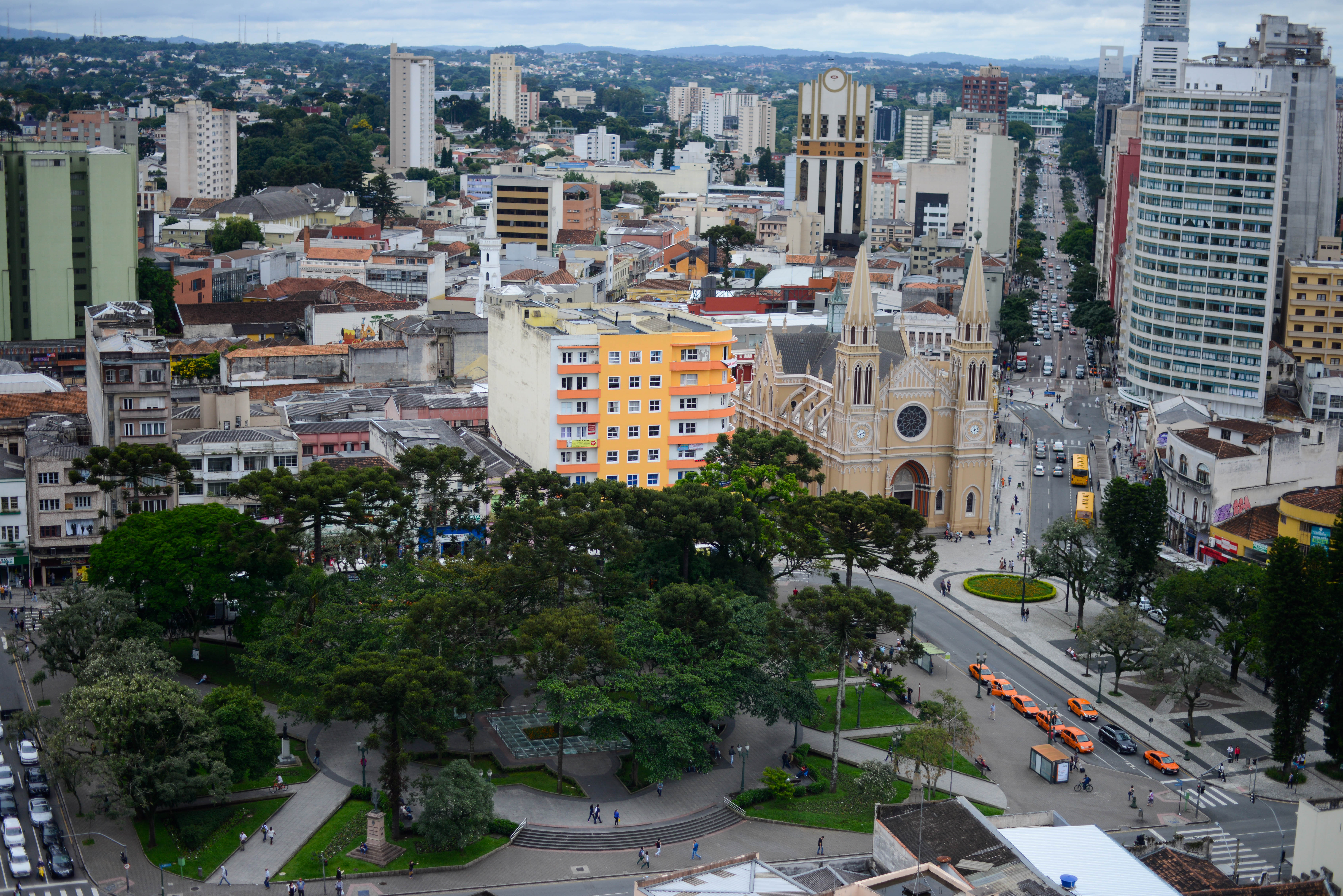 Entre outras coisas, o zoneamento define o planejamento do crescimento da cidade, como a previsão de zonas comerciais, industriais e residenciais. | Henry Milleo/Gazeta