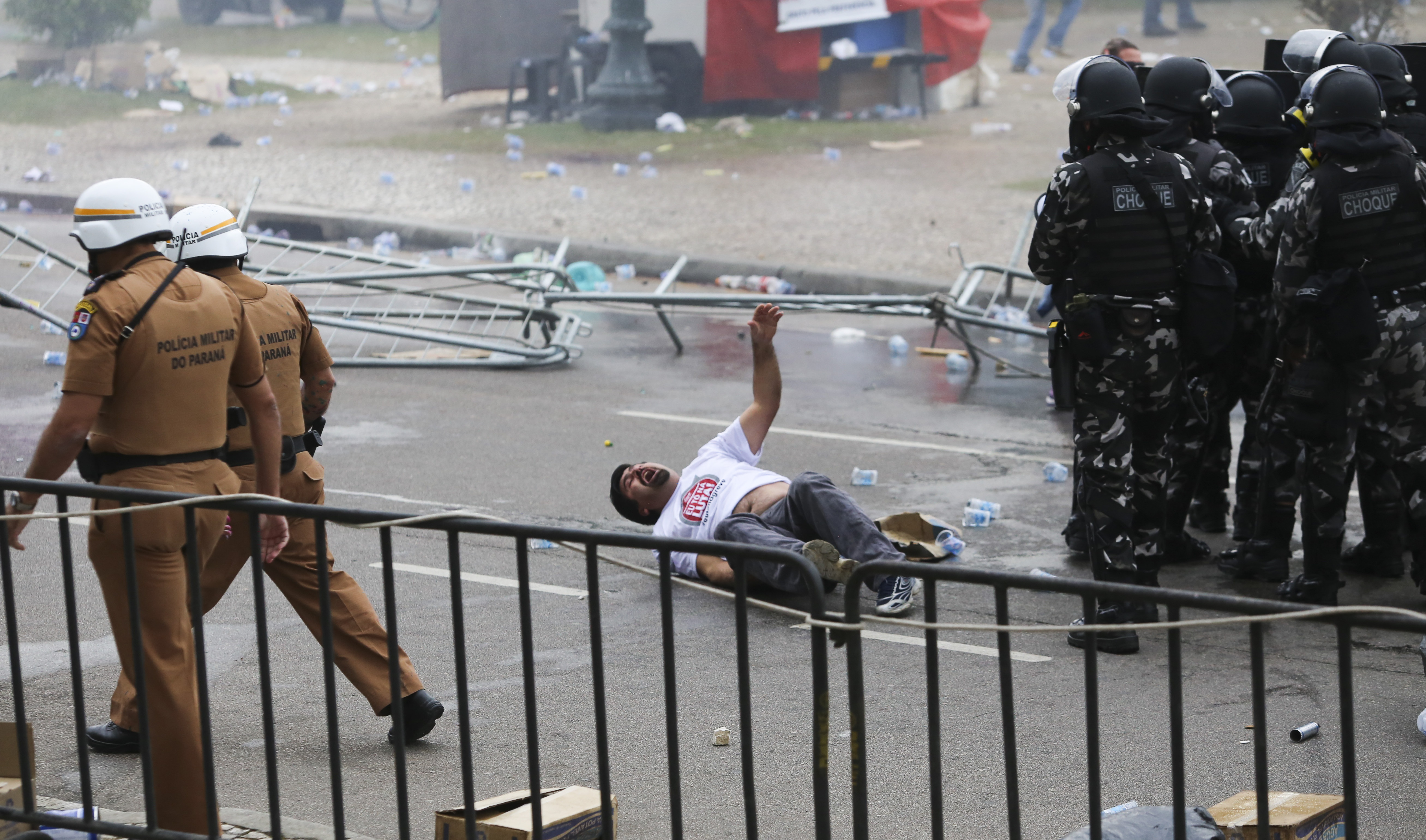 Professores farão protesto em 29 de abril, primeiro aniversário da “batalha do Centro Cívico”. | Daniel Castellano/Gazeta do Povo