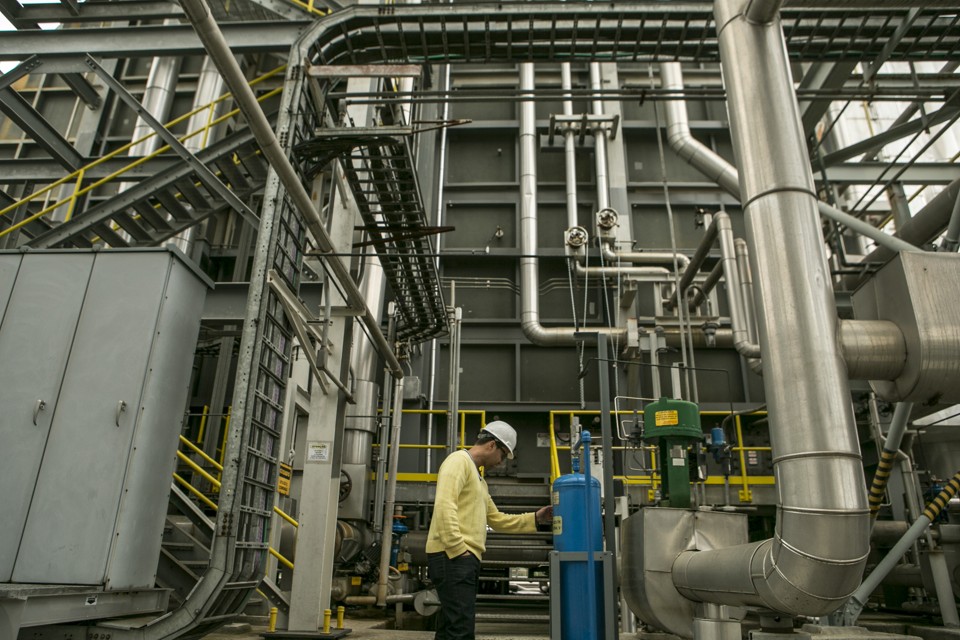 Petrobras detém 20% da Termelétrica de Araucária: fatia da usina pode ser vendida no programa de desinvestimento. | Marcelo Andrade/Gazeta do Povo