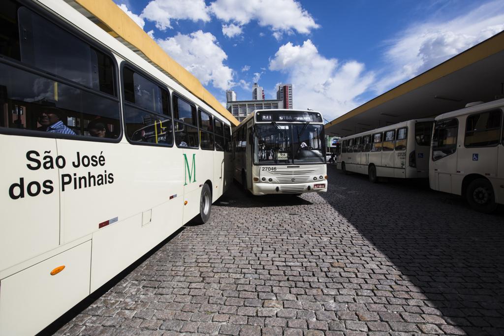 Município da RMC conta com linhas urbanas além das que fazem a ligação com a capital (foto) | Brunno Covello/Gazeta do Povo/Arquivo