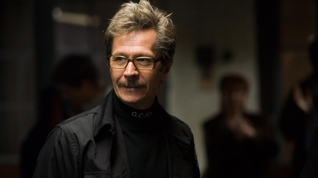 Gary Oldman no papel de comissário Gordon, na cinessérie “Batman”, de Christopher Nolan. | Divulgação