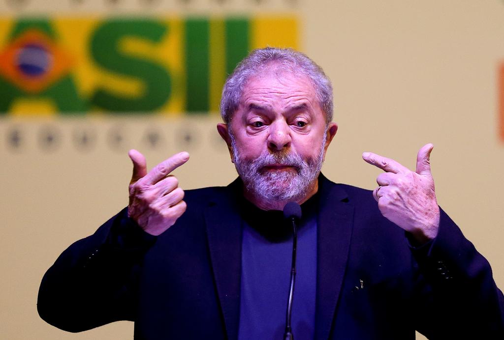 “Nunca antes neste país um ex-presidente da República foi tão caluniado, difamado, injuriado e atacado como o companheiro Lula”, escreve Falcão | Alan Marques/Folhapress