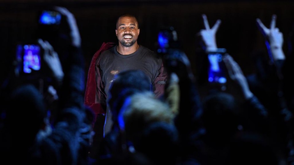 Kanye West, o músico e ícone da moda nos EUA. | KAREN MINASYAN/AFP