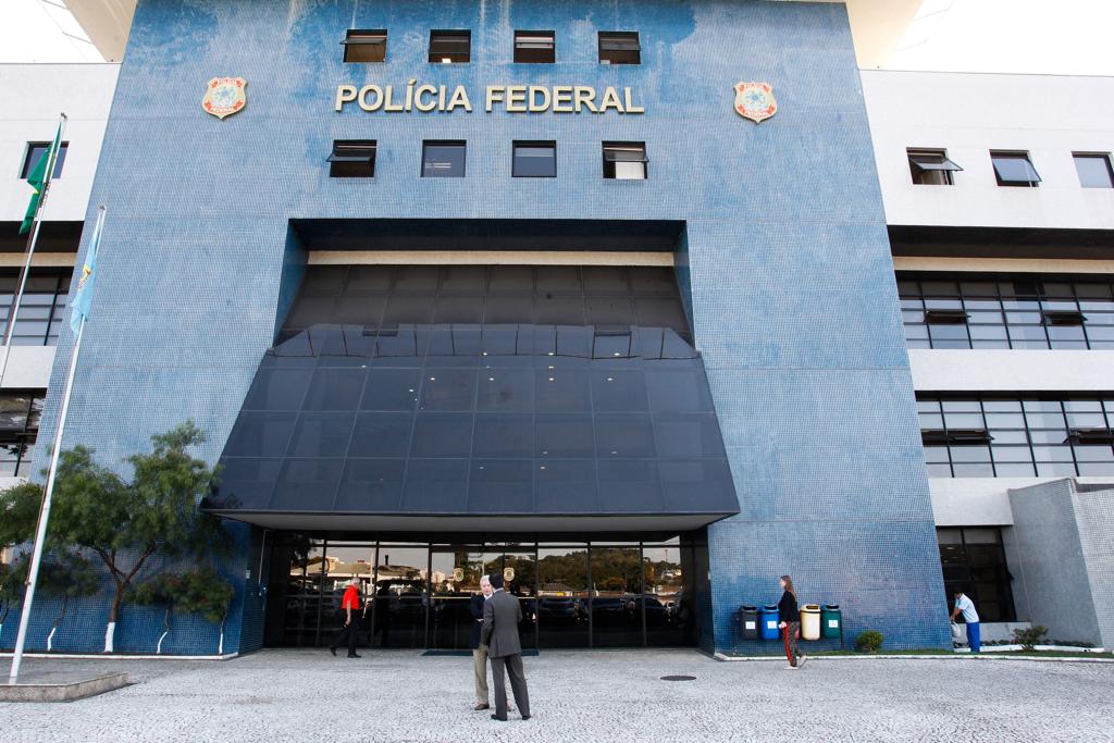 Fachada da PF em Curitiba: mais recursos. | /