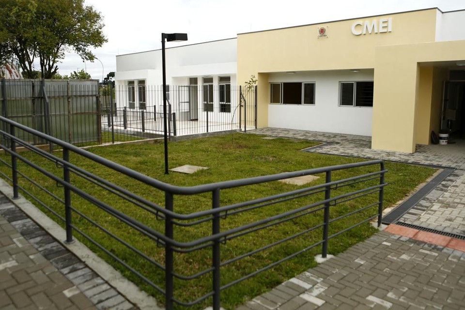Creche nova “quase pronta” no Xapinhal deve começar a atender neste ano, depois de atrasos. | Marcelo Andrade/Gazeta do Povo