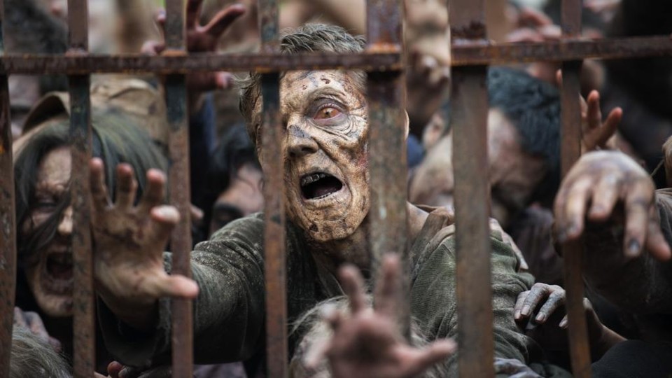 Zumbis voltam a infestar a tela na nova temporada de “The Walking Dead” | Divulgação/