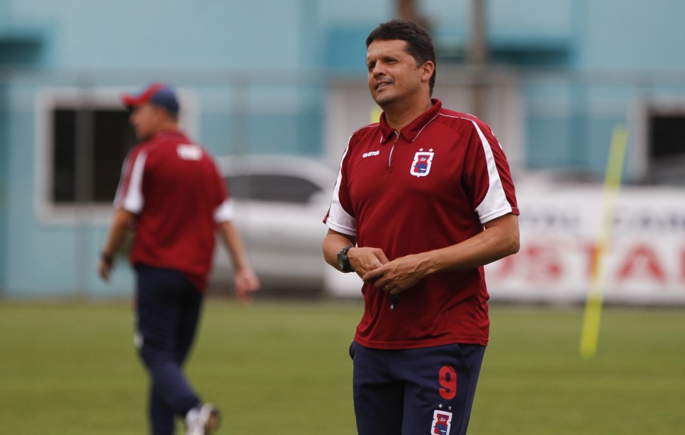 Tricolor pega o Rio Branco no domingo e Claudinei pretende manter o mesmo time das três primeiras rodadas. | Daniel Castellano/Gazeta do Povo