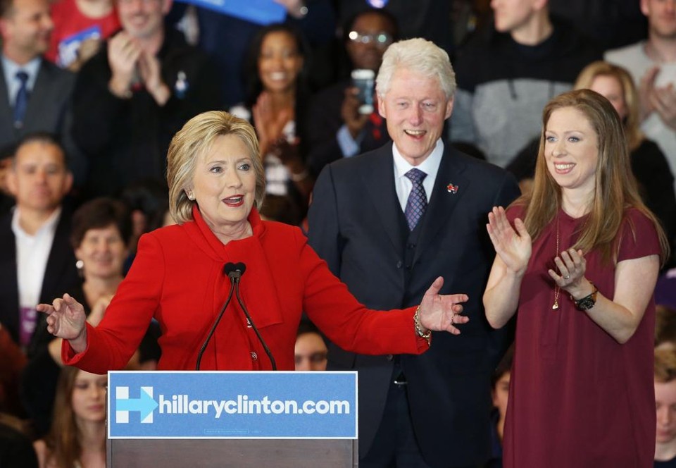 Hillary conseguiu uma vitória apertada sobre seu advsersário pela vaga democrata nas eleições dos EUA | WIN MCNAMEE/AFP