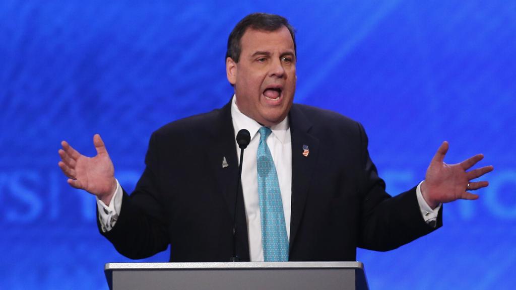 Em 2014, no auge da epidemia de ebola, Christie ordenou a detenção e pôs em quarentena em Nova Jérsei uma enfermeira que havia voltado da África | J