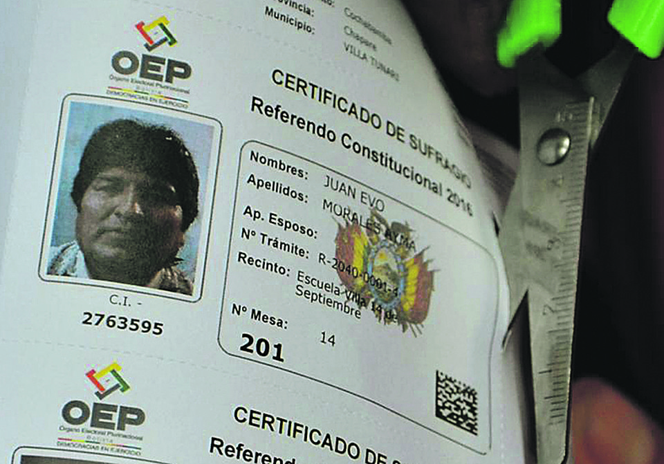 | STR/AFP