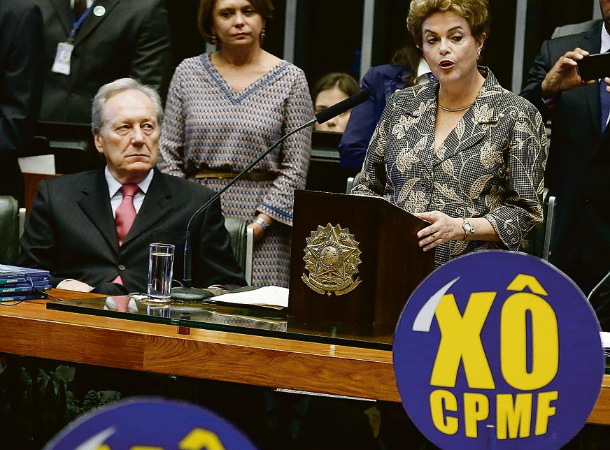 A presidente Dilma Rousseff na sessão de abertura do ano do Congresso no dia 2 de fevereiro: defesa da volta da CPMF e necessidade de mudanças na previdência. | Pedro Ladeira/Folhapress