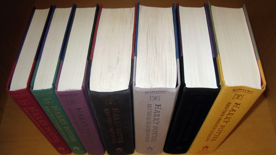Livros da série Harry Potter | BrokenSphere/Wikimedia Commons
