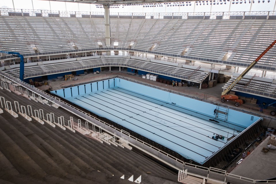 Obra do Centro Aquático, onde será disputada a natação na Rio-2016: Fina reclama de só haver duas piscinas paras os esportes aquáticos. | Renato Sette Camara/Prefeitura do Rio