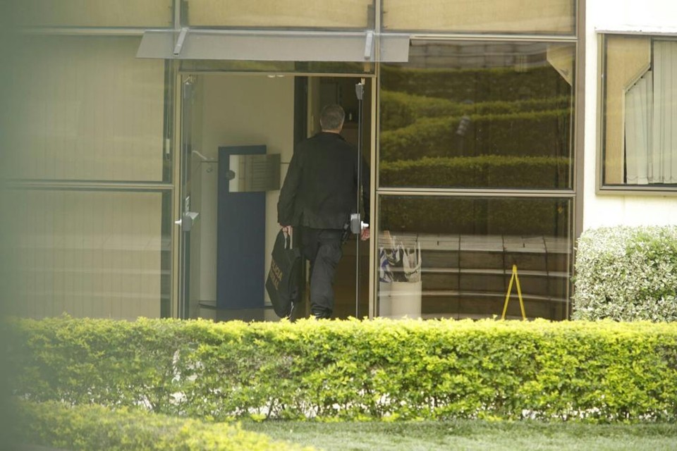 Polícia Federal faz busca na CR Almeida. | Lineu Filho/Tribuna