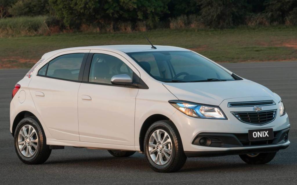 O Chevrolet Onix superou op Fiat Palio em 2015 como o carro mais emplacado do Brasil. | /