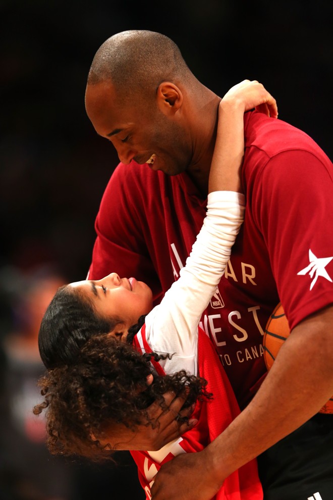 Kobe Bryant e a filha. | ELSA/AFP