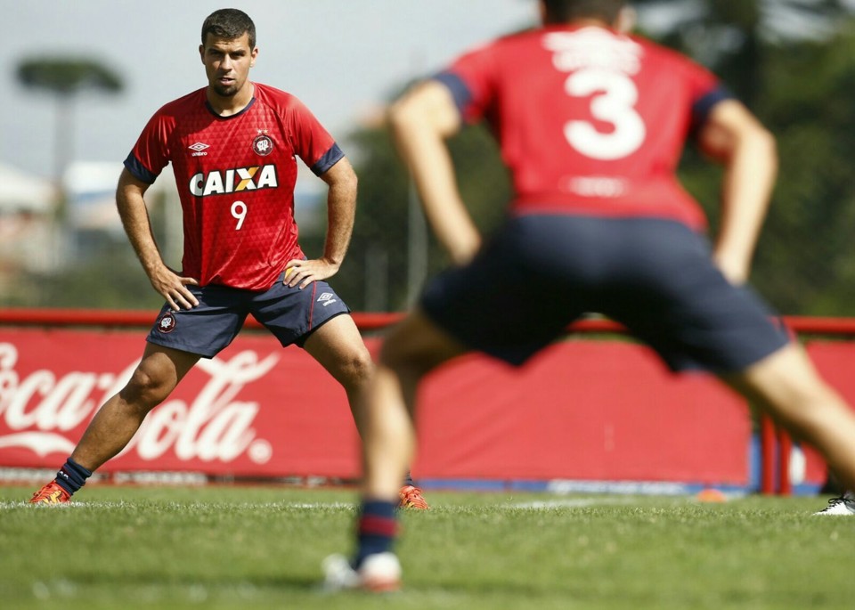 André Lima deve começar a partida contra o Rio Branco | Marcelo Andrade/Gazeta do Povo