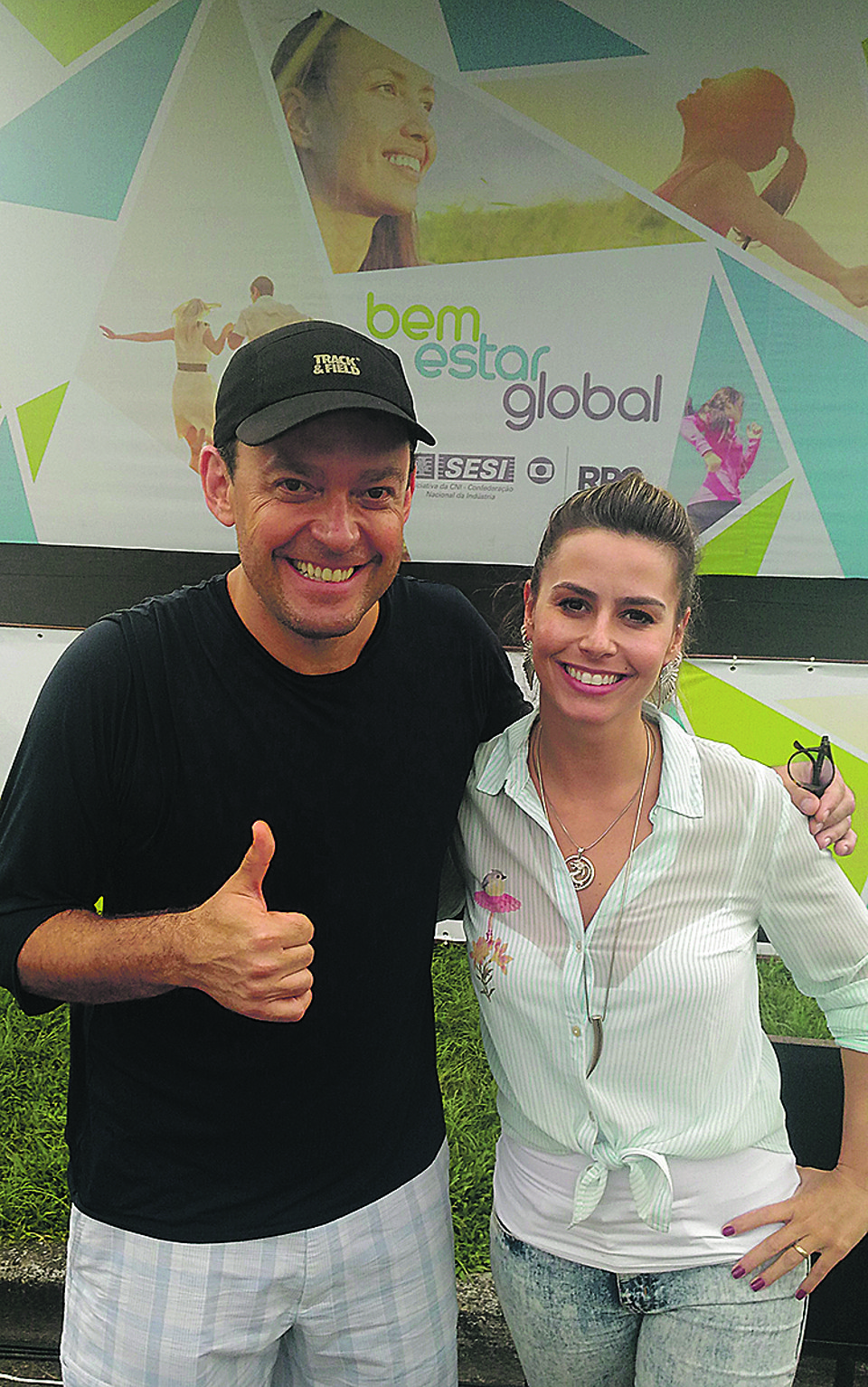 O apresentador do programa Bem Estar, Fernando Rocha, com a apresentadora do Estúdio C, da RPC, Daiane Fardin, no Parque São José, em São José dos Pinhais, onde ele comanda hoje o evento Bem Estar Global, uma iniciativa da Rede Globo em parceria com o Sesi. A RPC transmitirá ao vivo para todo o Brasil, a partir das 10h. | Raquel Leite/GRPCOM