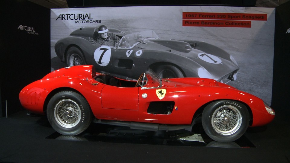 A supermáquina de corrida tem o chassis número 0674 e é equipada com motor 3.8 V12 tipo 315 S, de 360 cv | Fabien Novial/AFP