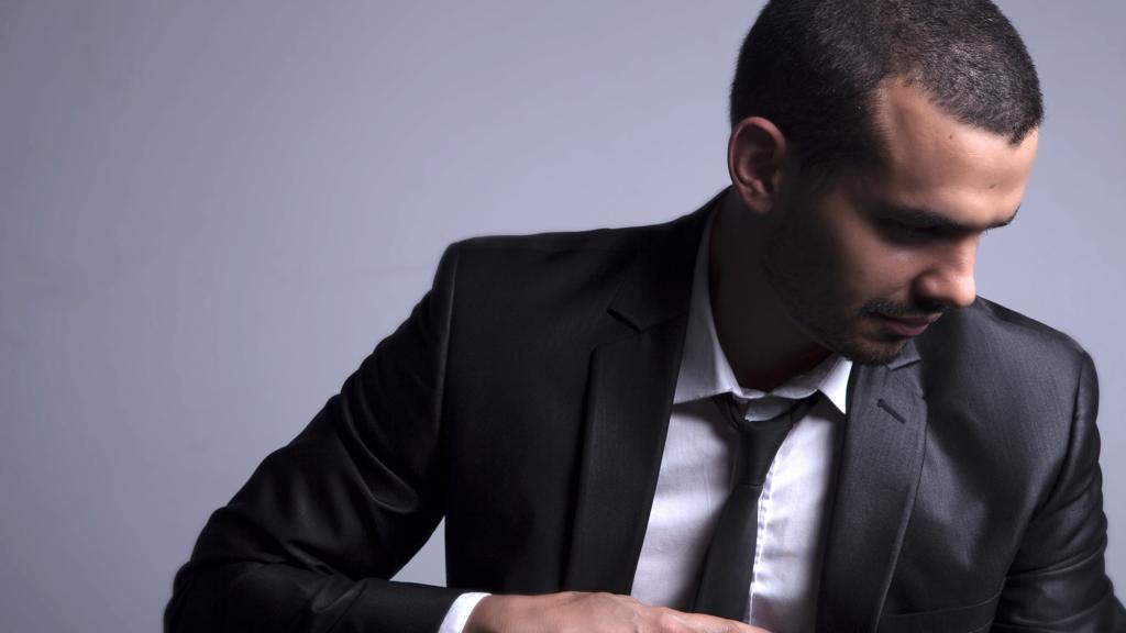 Pianista, cantor e compositor se formou na Embap e estudou música americana em Chicago, nos Estados Unidos. | /Divulgação