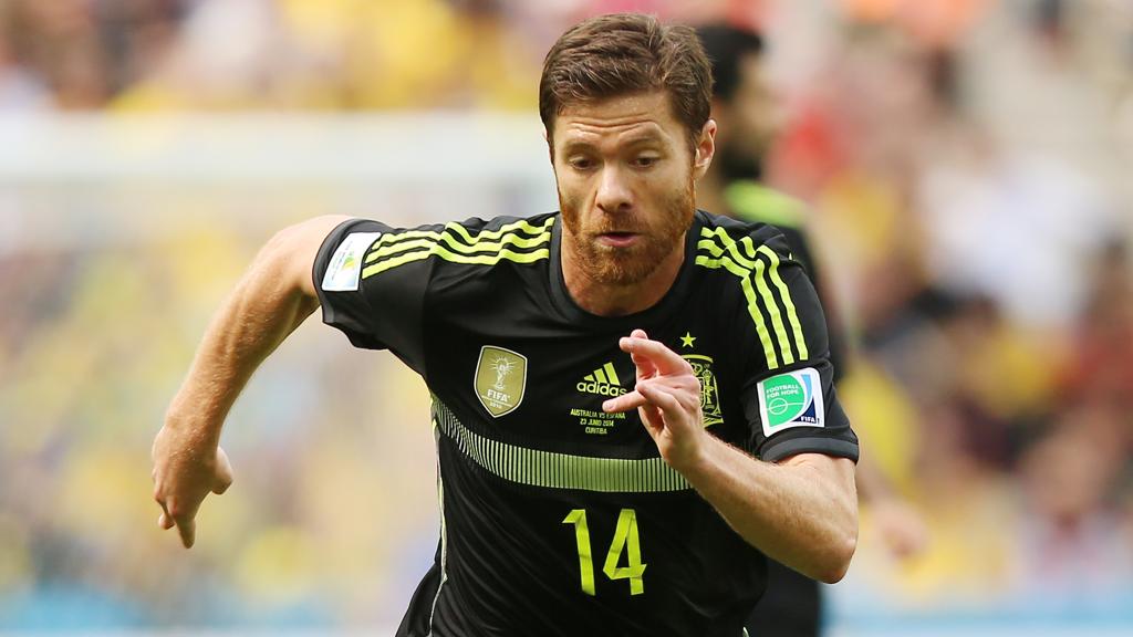 Situação de Xabi Alonso é semelhante à de Messie e Mascherano. | Giuliano Gomes/Giuliano Gomes