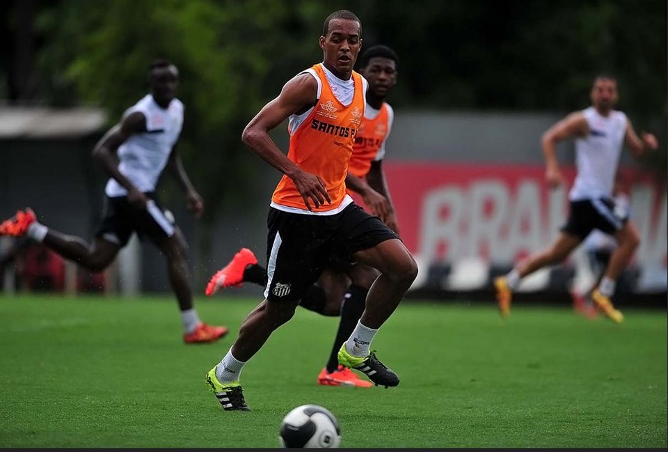 Ex-Paraná, Luiz Felipe já participou do treino do Santos nesta segunda-feira. | Ivan Storti/Santos FC