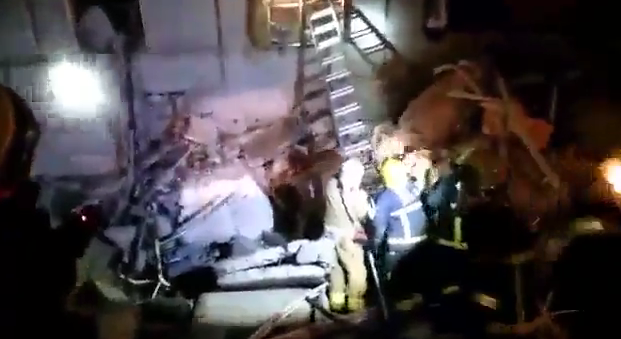 Resgate em um prédio que desabou. Ainda não há informações de mortos e feridos | Frame/You Tube