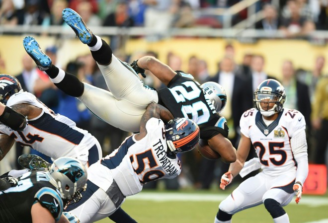 Este ano, disputaram a final do Super Bowl os times Carolina Panthers e Denver Broncos ,que levou o título | TIMOTHY A. CLARY/AFP