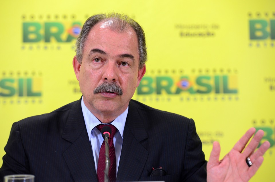 Mercadante: “Você tem que dizer no que é que eu possa ajudar”. | Wilson Dias/Agência Brasil/Fotos Públicas
