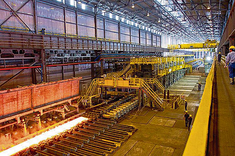 Usiminas vai cortar 1,8 mnil funcionários no semestre. | Divulgação/Usiminas