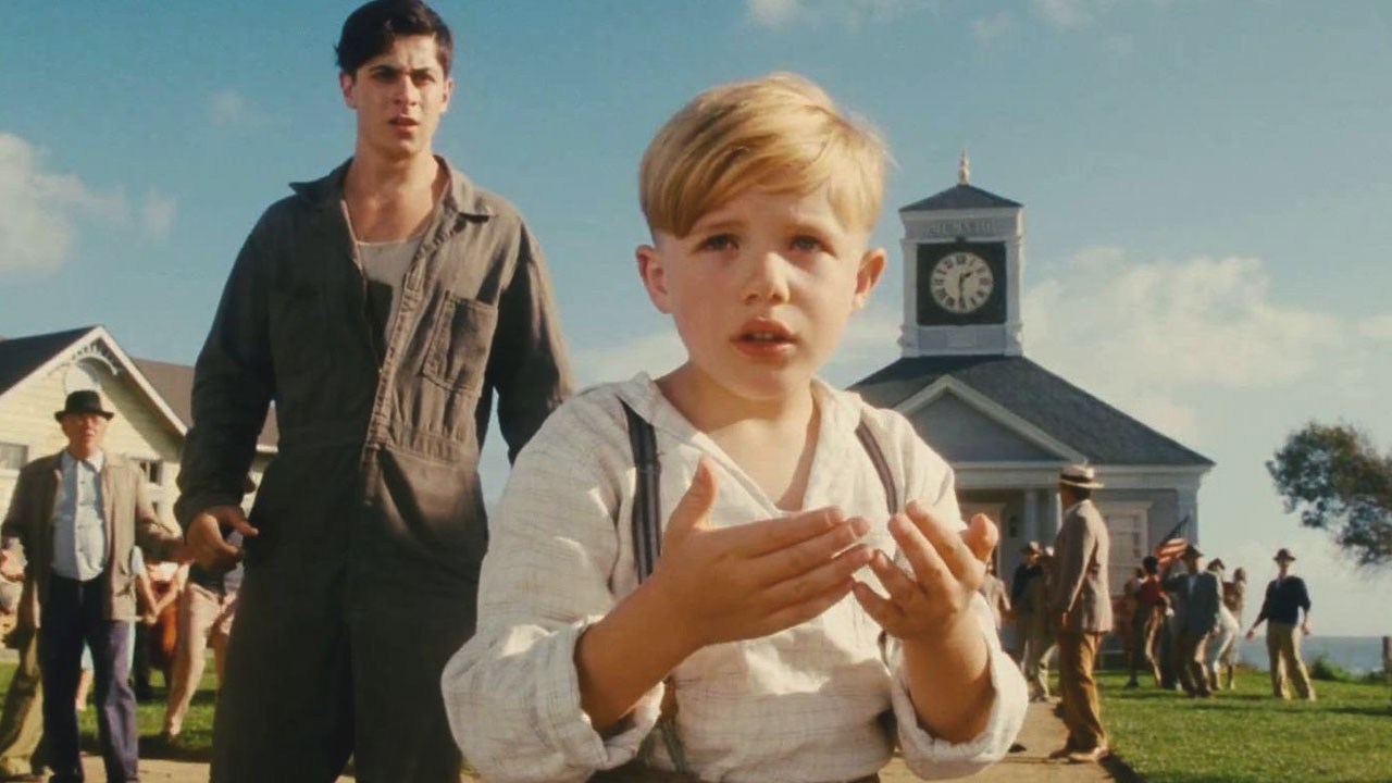 “Little Boy” conta a história do menino Pepper, que sonha em ver o pai voltar da guerra. | Divulgação