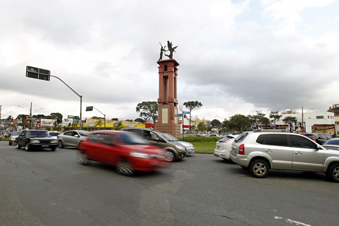 4º - Seminário: área nobre da capital, o bairro registrou alta de 17% em 2015, com o m² privativo comercializado a R$ 7.605,64, em dezembro. | Albari Rosa