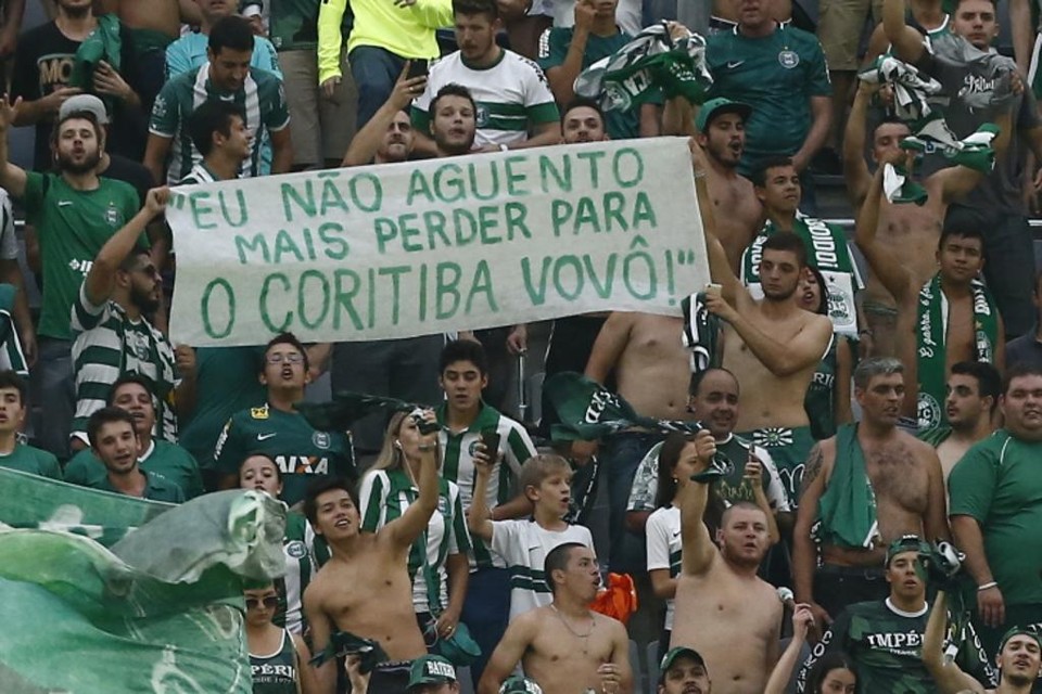Frase dita por Petraglia em 2011 virou motivo de brincadeira da torcida do Coritiba. | Hugo Harda/Gazeta do Povo