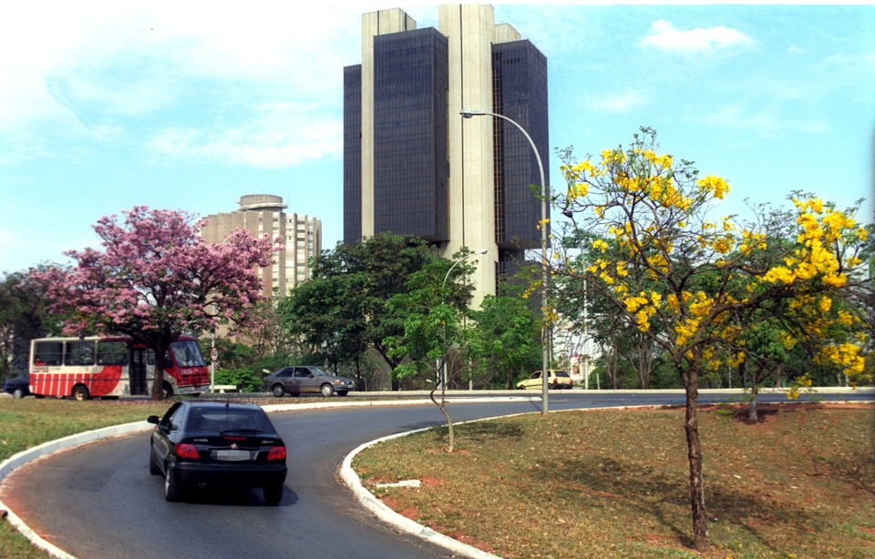 Sede do Banco Central: sétima semana seguida de piora na perspectiva da economia. | Renato Costa - CEDOC