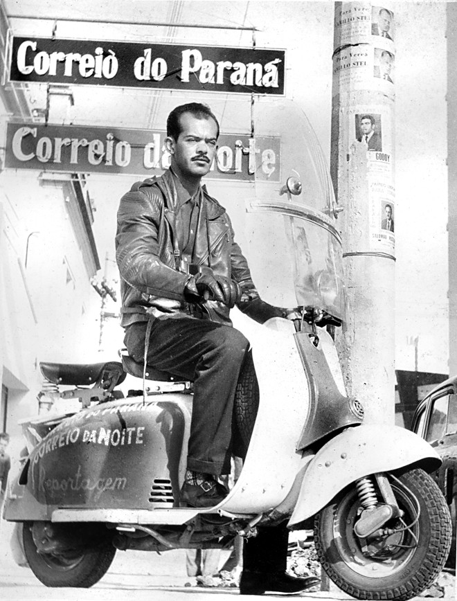 Em 1959, chefe de reportagem fotográfica do jornal Correio do Paraná. “Era o profissional mais bem pago da cidade”, contava. | Cid Destefani/Acervo Pessoal