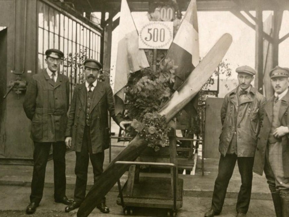 A BWM nascceu em 1916 como fabricante de motores de aeronaves. | Divulgação/BMW