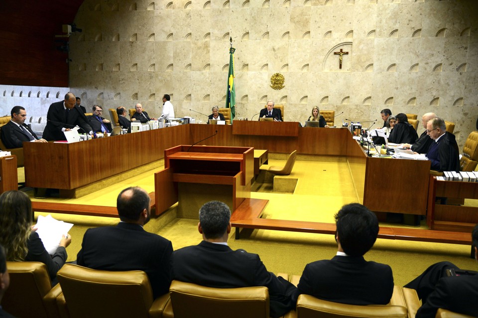 Plenário do STF: acórdão oficializa o rito do impeachment. Mas ele ainda pode ser questionado. | José Cruz/Agência Brasil
