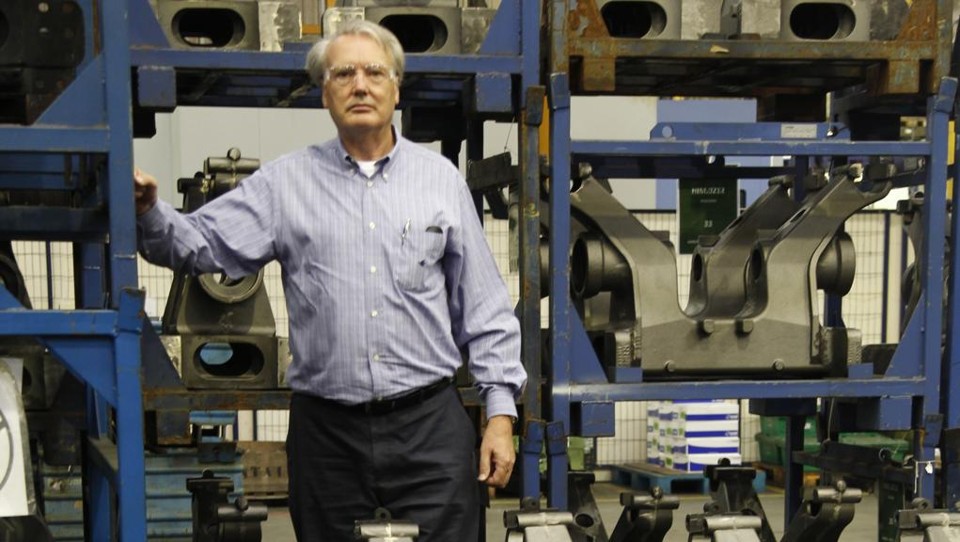 A empresa de Nelson Hübner começou a cortar gastos há três anos. O único alento vem do mercado externo. | Aniele Nascimento/Gazeta do Povo