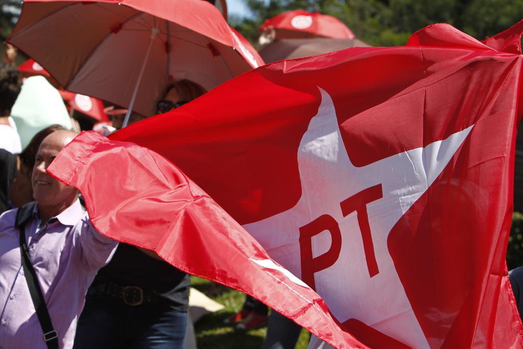 Apesar da militância ativa, PT poderia sofrer com falta de dinheiro. | Antônio More/Gazeta do Povo