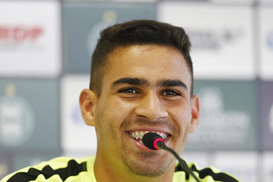 Thiago Lopes será titular contra o Avaí. | Albari Rosa/Gazeta do Povo