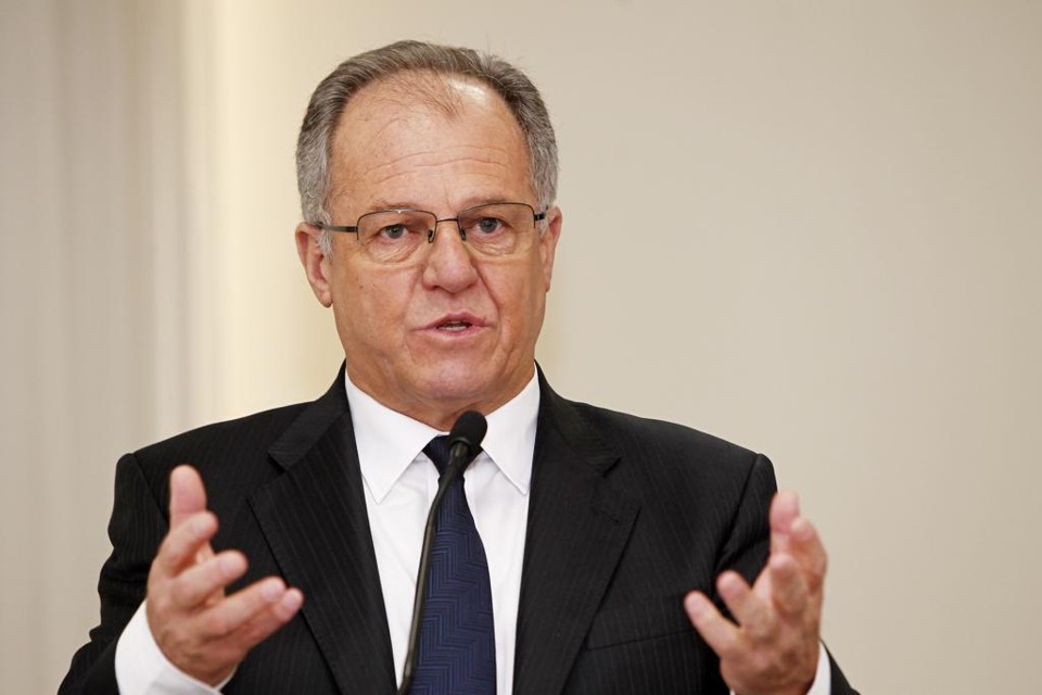 O presidente da FPF, Hélio Cury, teve as contas do ano passado aprovadas em reunião nesta quarta-feira. | Antônio More/Gazeta do Povo